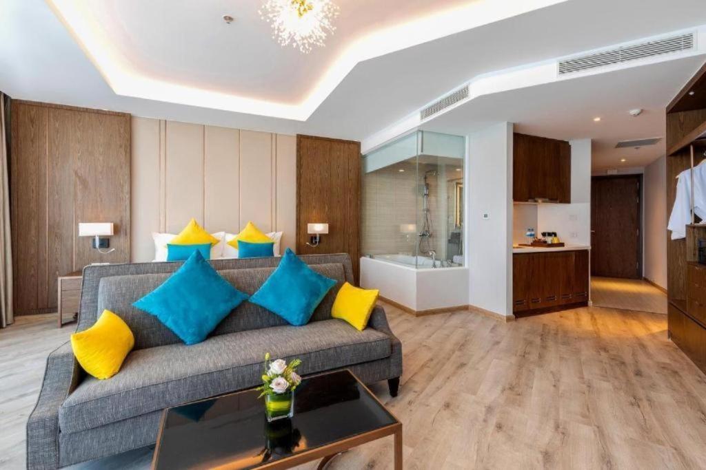 Luxury Seaview Panorama Nha Trang By Luna Eksteriør billede