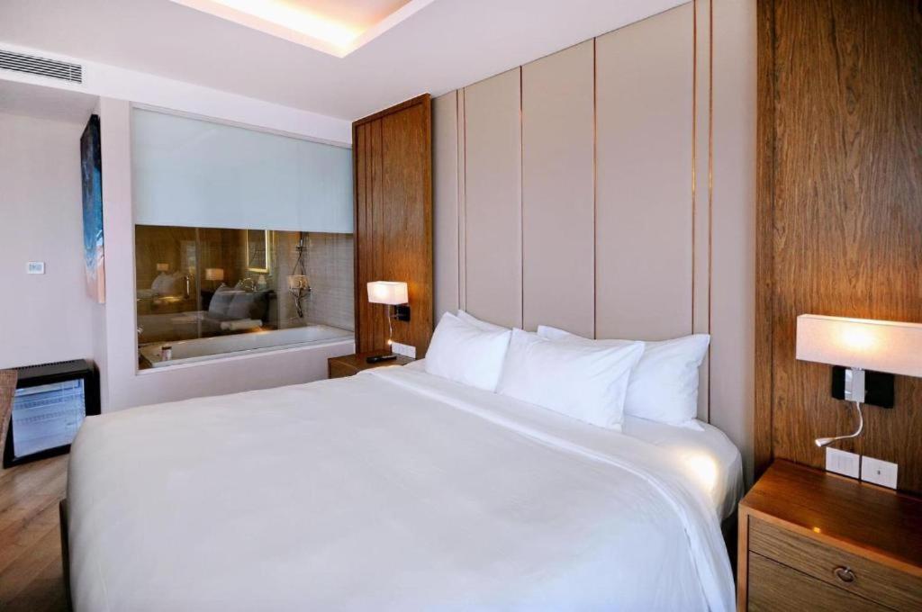 Luxury Seaview Panorama Nha Trang By Luna Eksteriør billede
