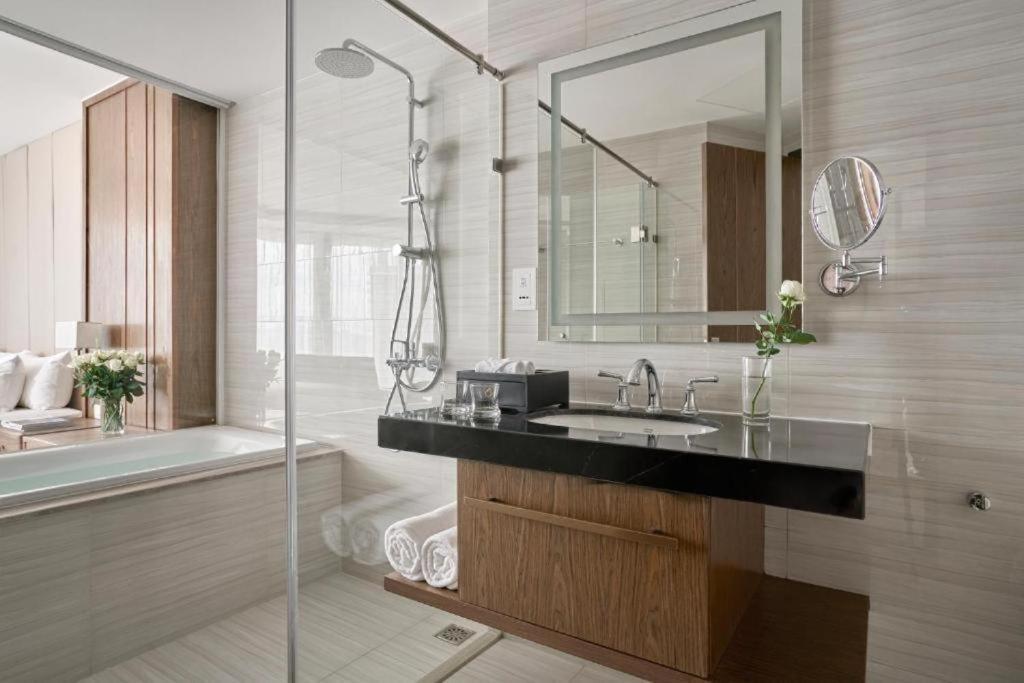 Luxury Seaview Panorama Nha Trang By Luna Eksteriør billede