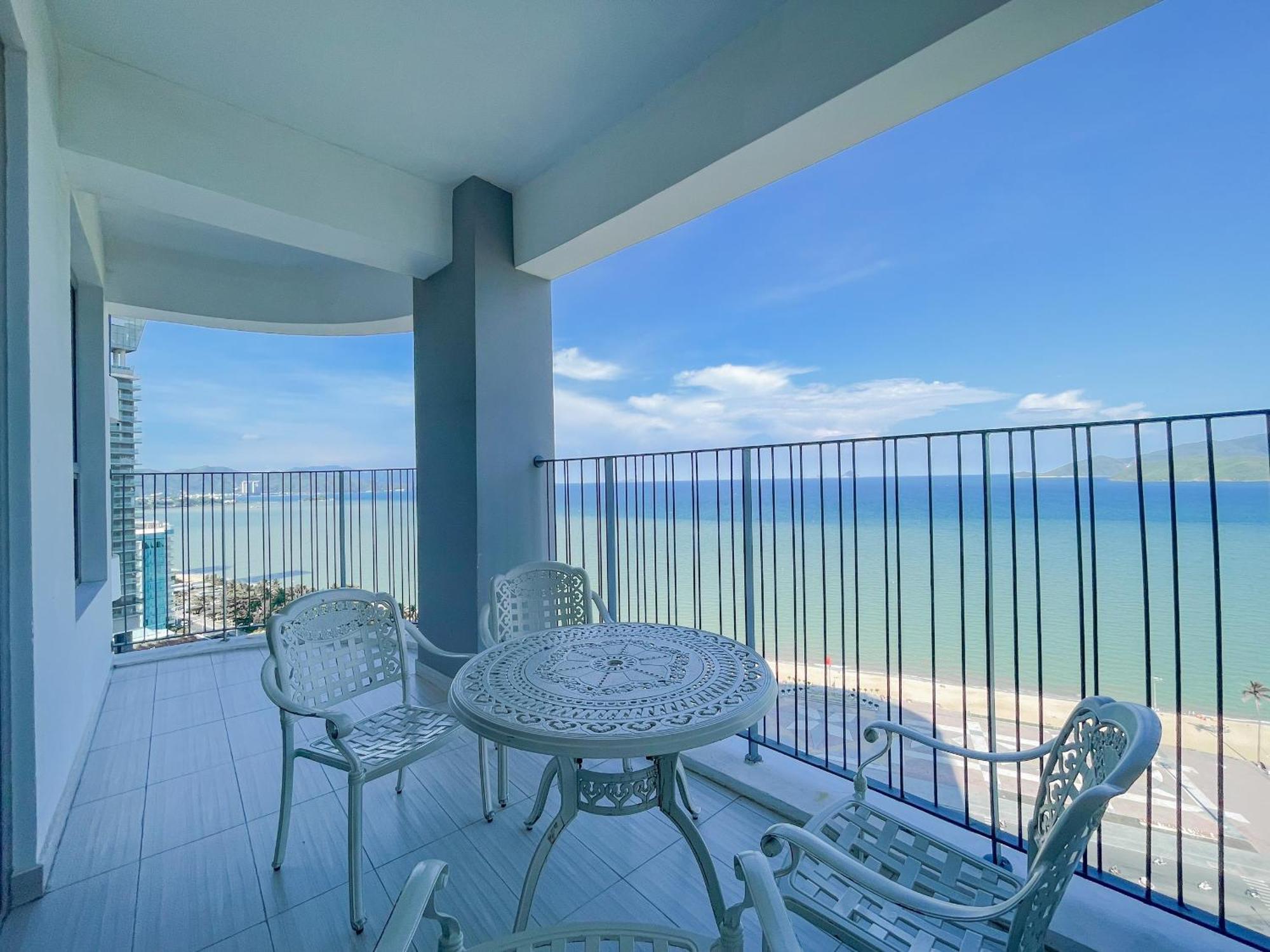 Luxury Seaview Panorama Nha Trang By Luna Eksteriør billede