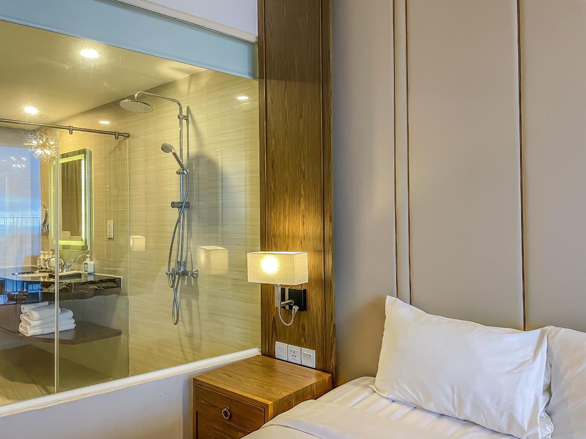 Luxury Seaview Panorama Nha Trang By Luna Eksteriør billede
