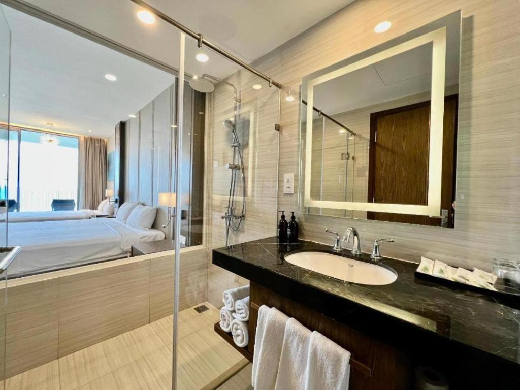 Luxury Seaview Panorama Nha Trang By Luna Eksteriør billede